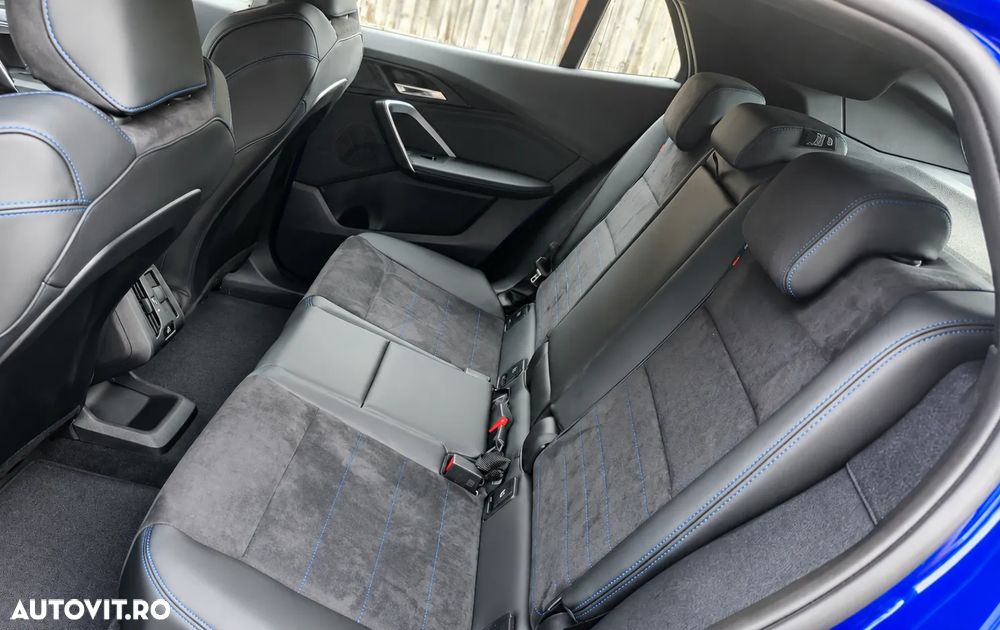 BMW iX2 - 13