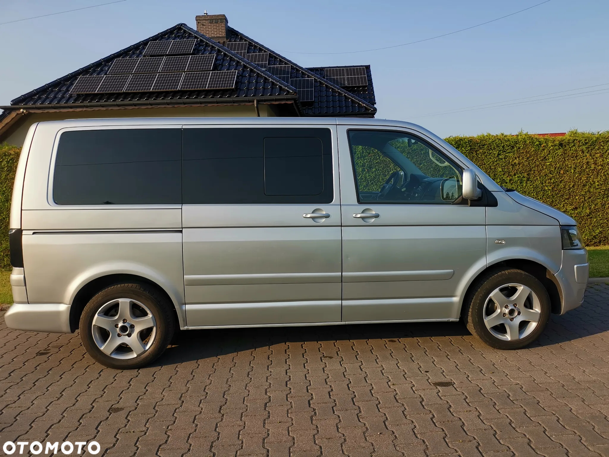 Volkswagen Multivan - 7