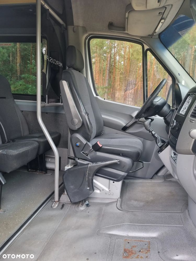 Mercedes-Benz Sprinter - 18