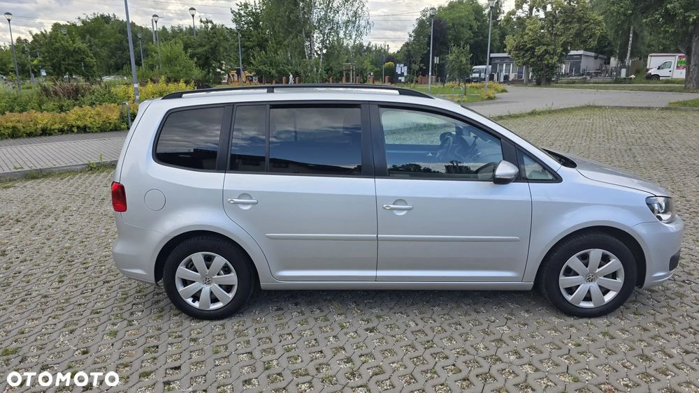 Volkswagen Touran 1.6 TDI DPF BlueMotion Technology Comfortline - 19