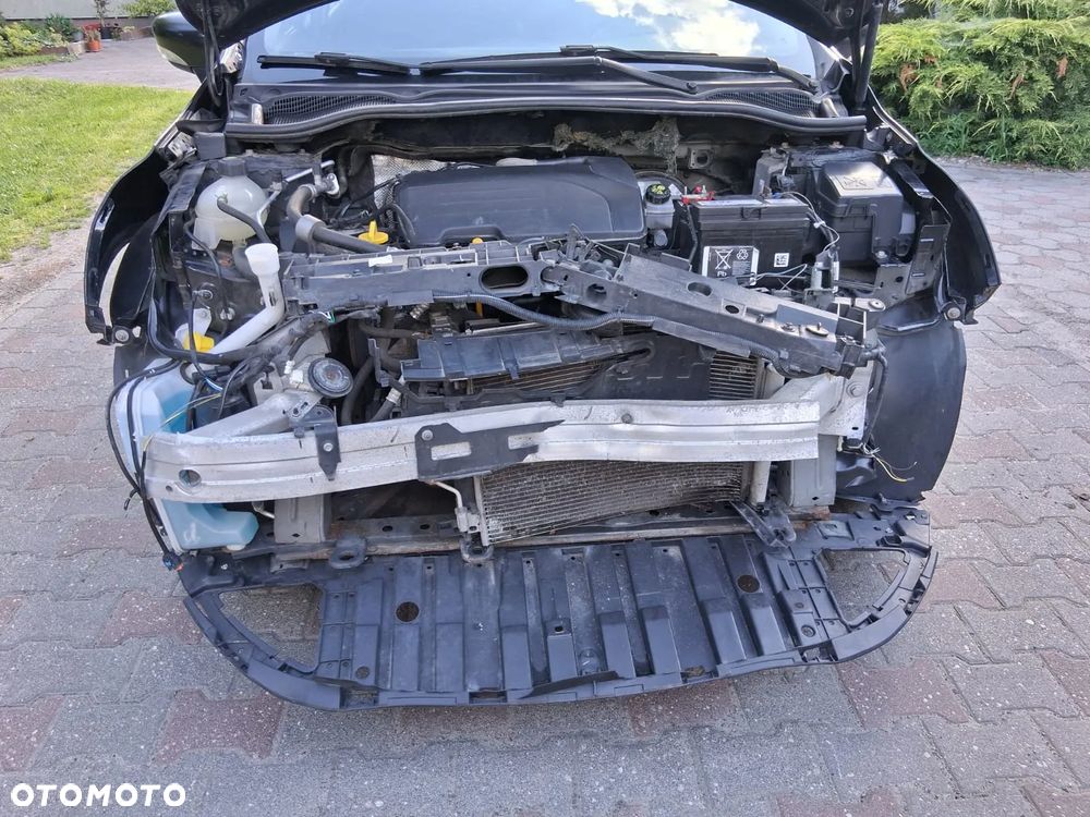 Renault Clio 1.2 16V 75 Experience - 14
