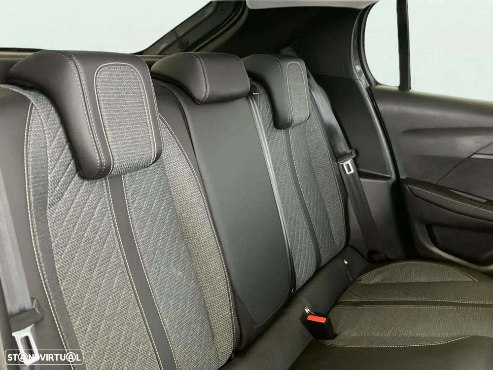 Peugeot 208 1.2 PureTech Allure - 15