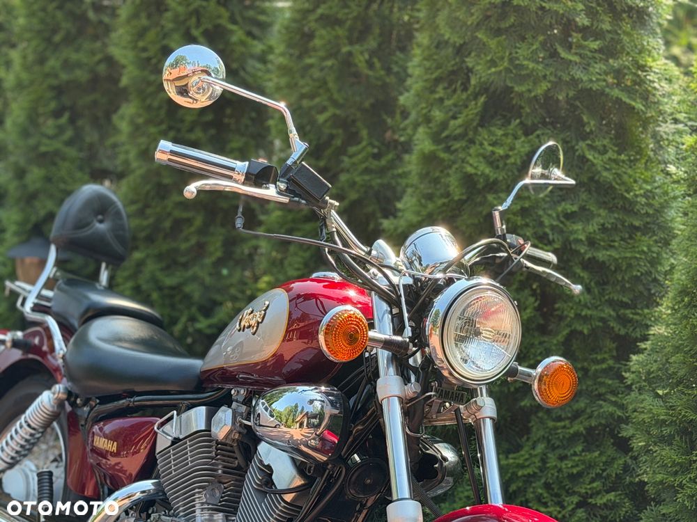 Yamaha XV - 11