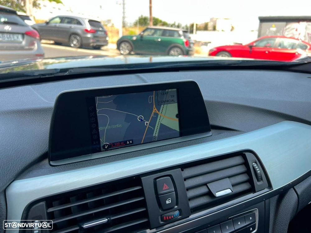 BMW 318 d Aut. Modern Line - 7