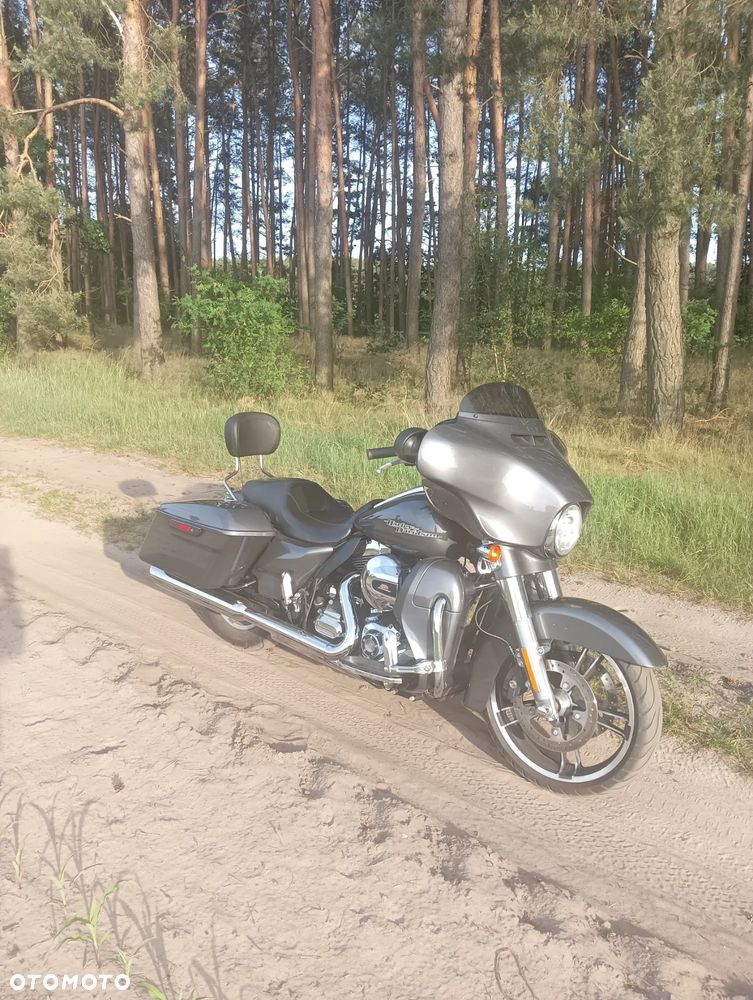 Harley-Davidson FLHXS Special - 8