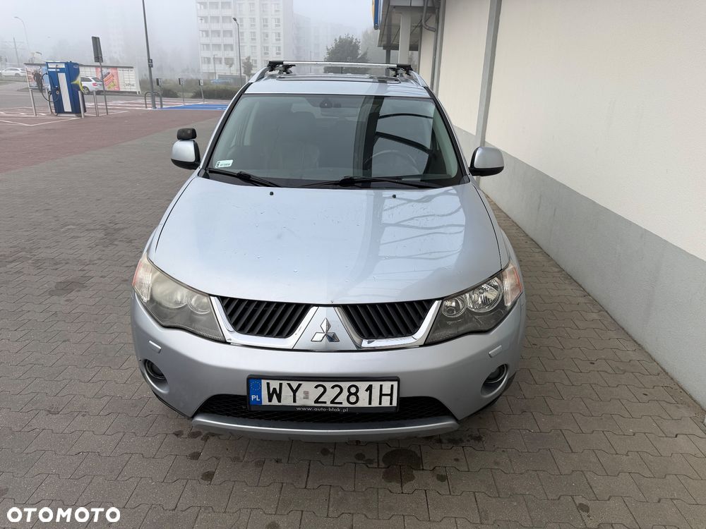 Mitsubishi Outlander 2008 photo 3