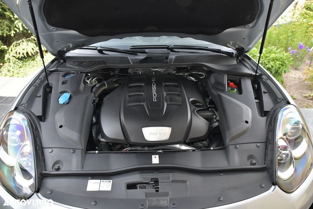 Porsche Cayenne - 36