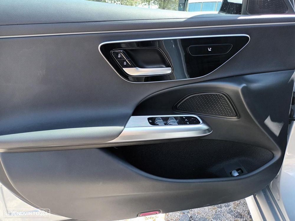 Mercedes-Benz E 220 d Avantgarde - 9