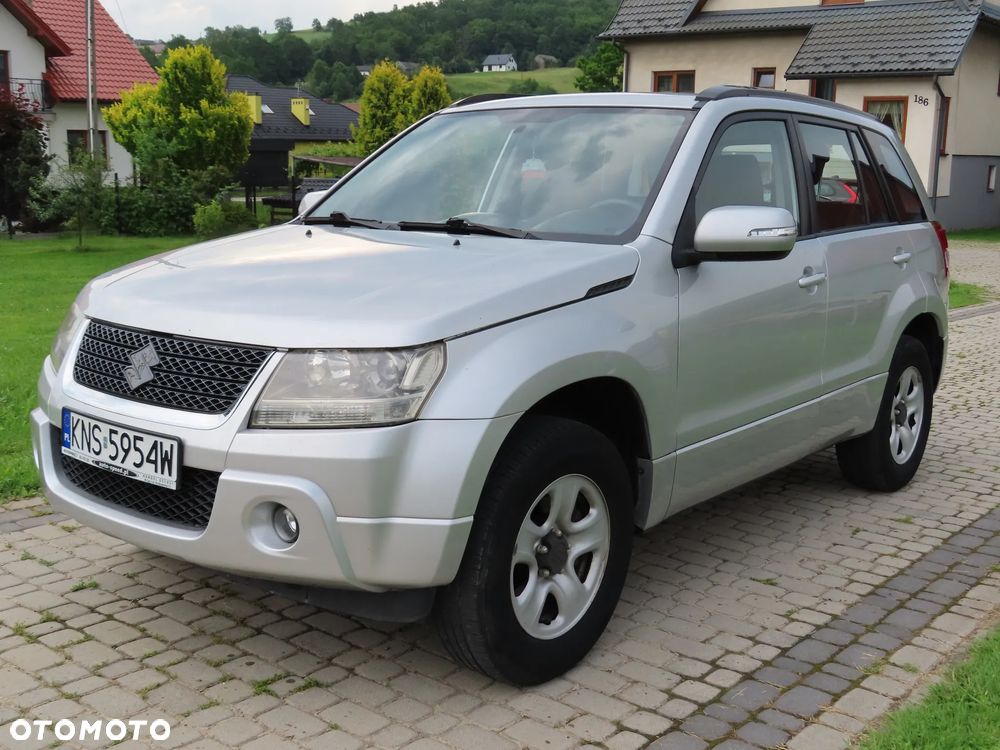 Suzuki Grand Vitara 2.0 Comfort - 1