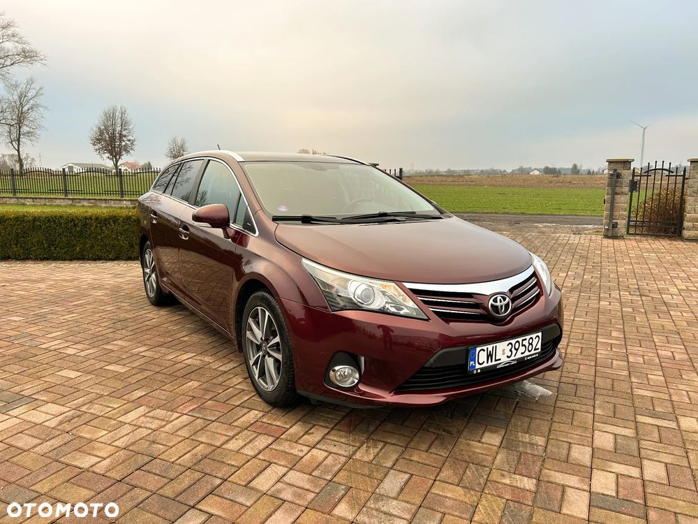 Toyota Avensis 1.8 Sol NAVI - 8