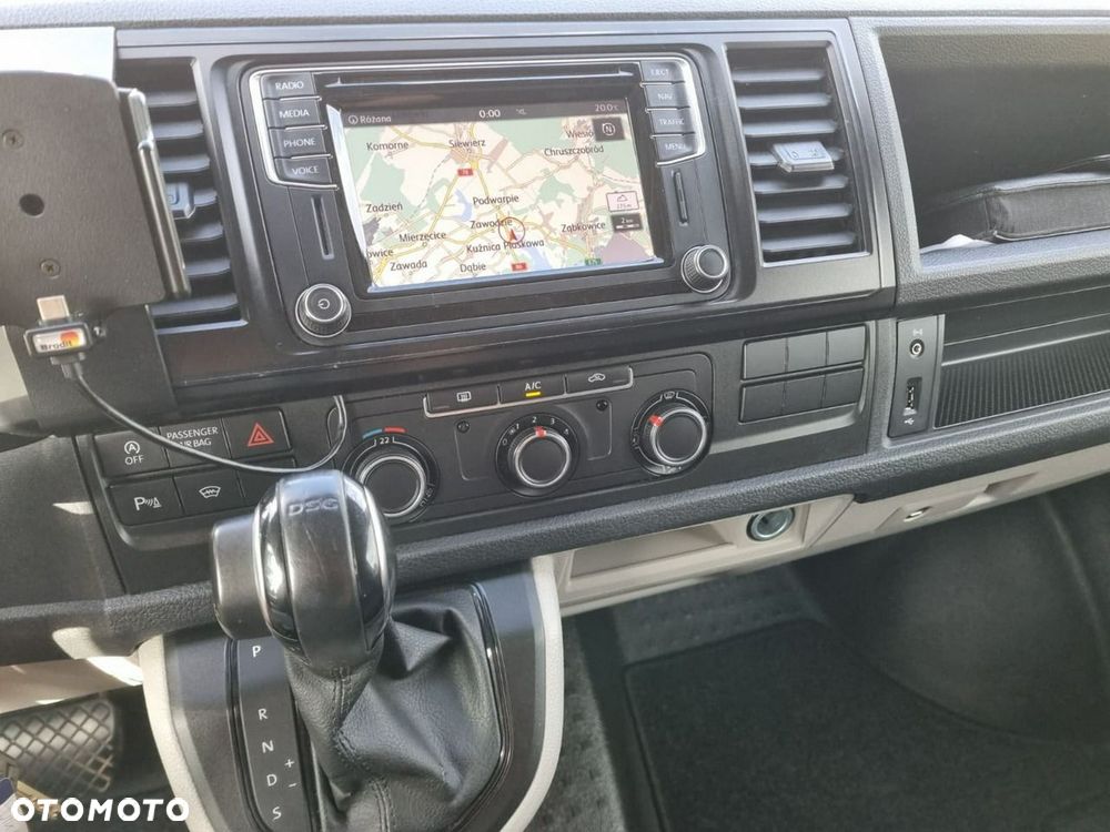 Volkswagen Transporter - 16