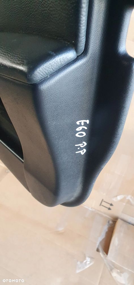 Boczek tapicerka prawy przód przednia prawa skóra BMW 5 E60 - 12