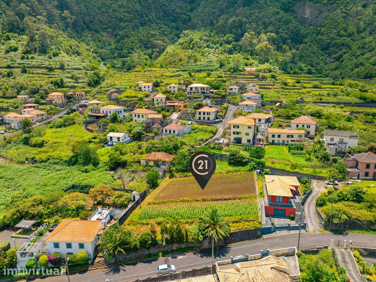 Terreno Amplo com Projeto Aprovado - São Vicente, Madeira - Grande imagem: 2/19