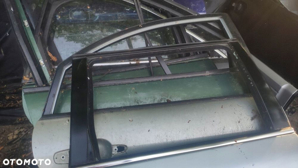 WS DRZWI PRAWY TYŁ VW PASSAT B5 FL KOMBI LB5S - 4