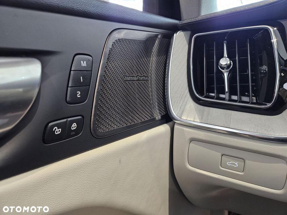 Volvo XC 60 - 14