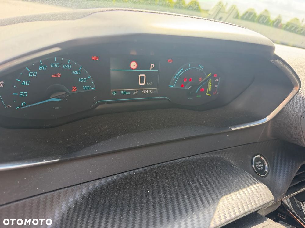 Peugeot 208 - 14