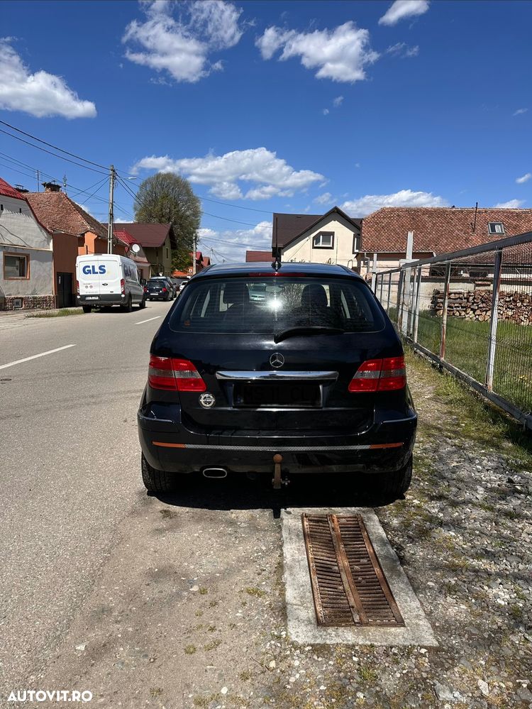 Mercedes-Benz B 200 - 2