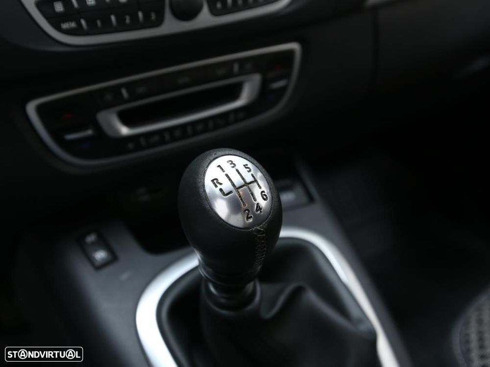 Renault Grand Scénic - 18