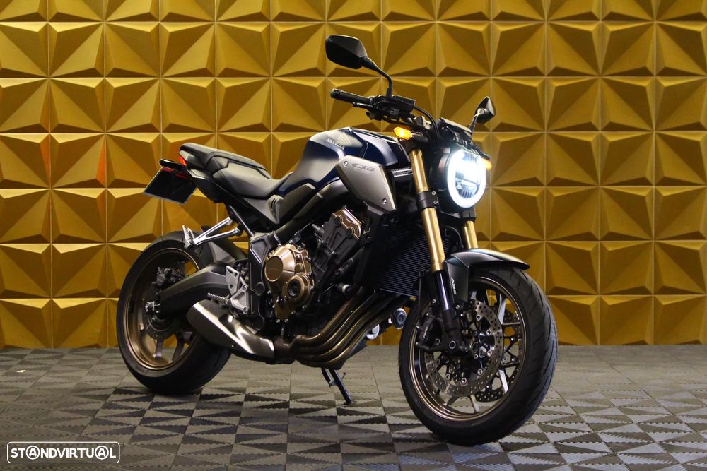 Honda CB 650R E-Clutch - 1