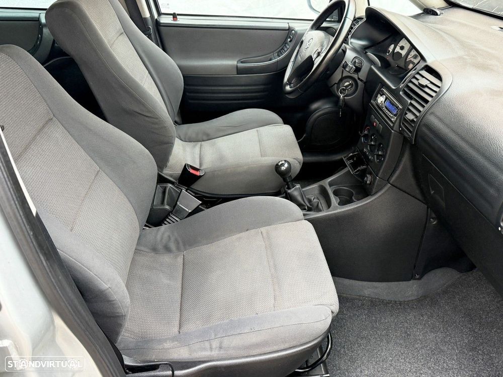 Opel Zafira - 7
