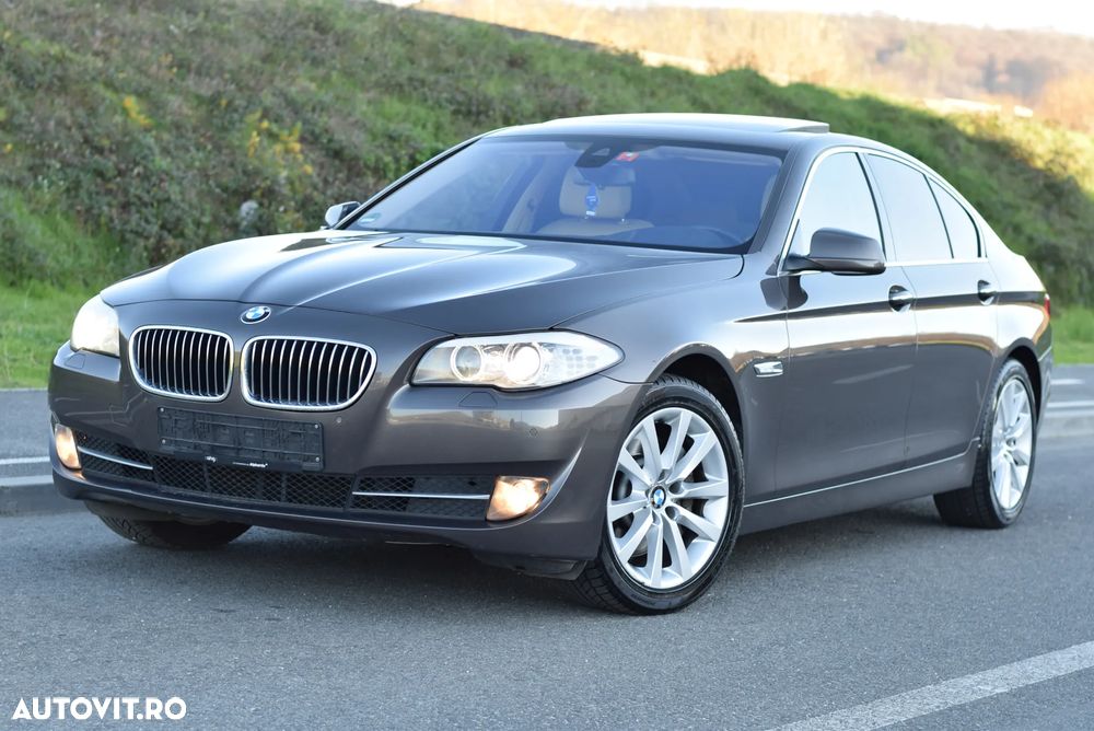BMW Seria 5 525d xDrive Aut. - 1