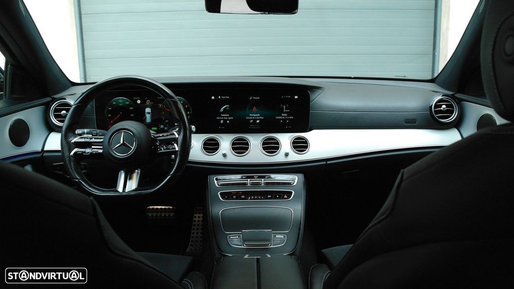 Mercedes-Benz E 300 de AMG Line - 53