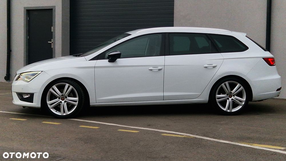 Seat Leon 2.0 TDI DPF Ecomotive FR - 5