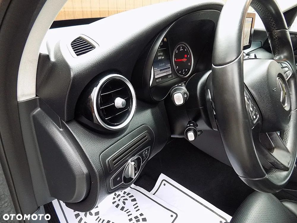 Mercedes-Benz Klasa C 200 (BlueTEC) d T 7G-TRONIC - 12