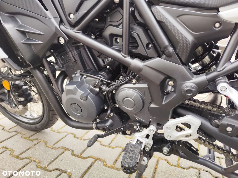 Benelli TRK 502X - 8