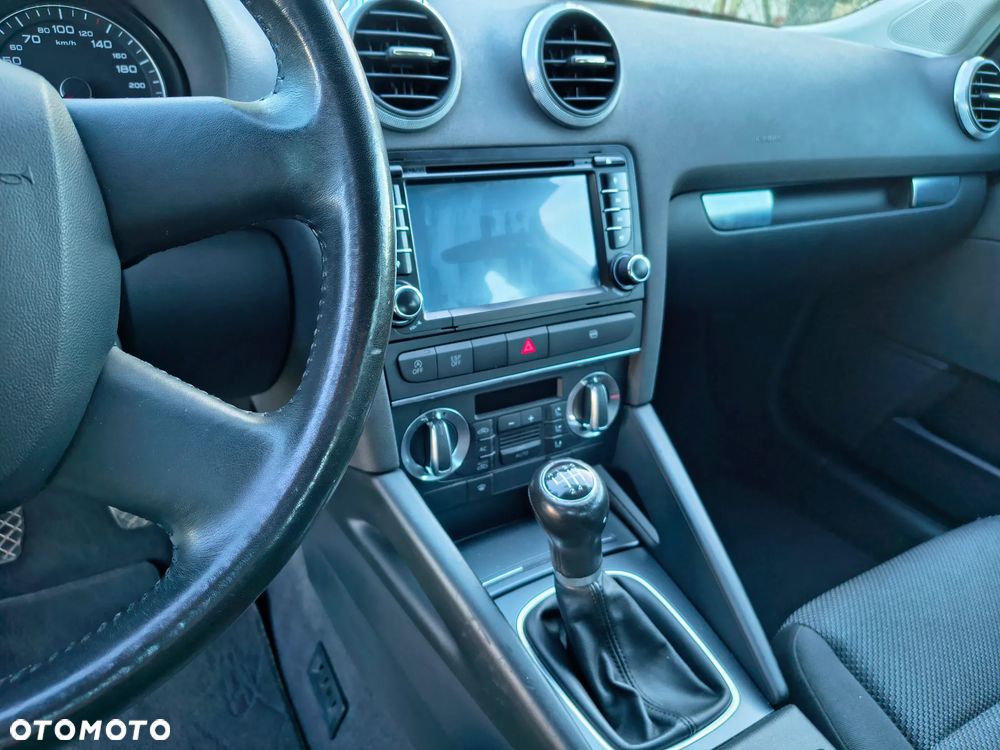 Audi A3 Sportback - 15