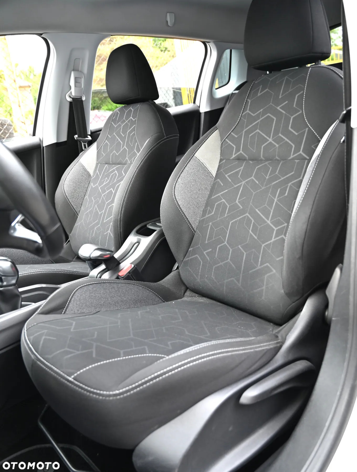 Peugeot 2008 1.6 BlueHDi Active - 35