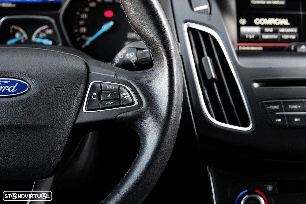 Ford Focus SW 1.5 TDCi Titanium - 25