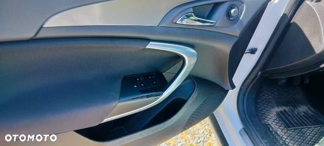 Opel Insignia 2.0 CDTI Sport - 12