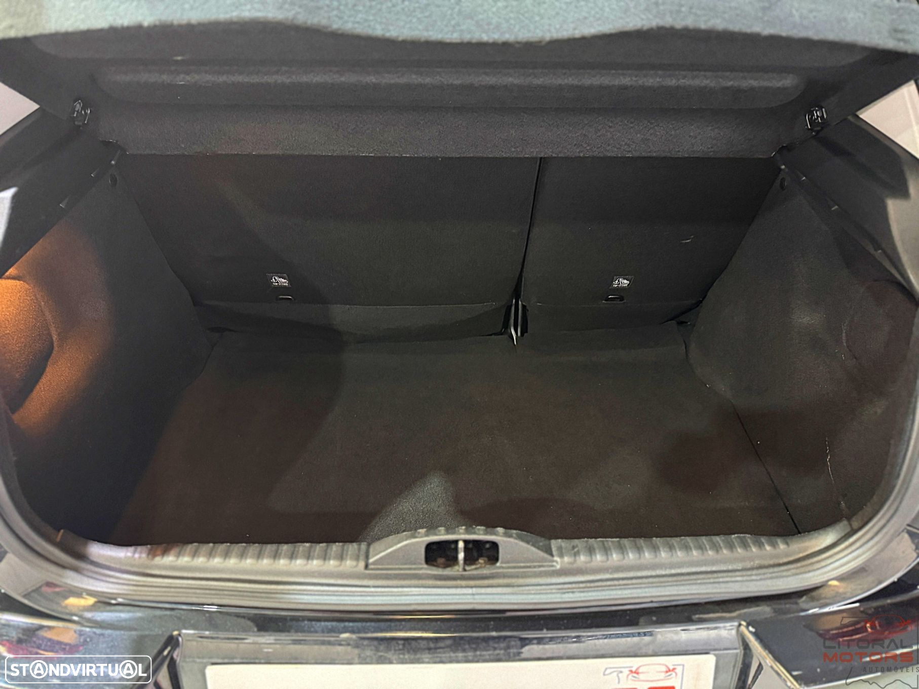 Citroën C3 1.2 PureTech Shine - 10