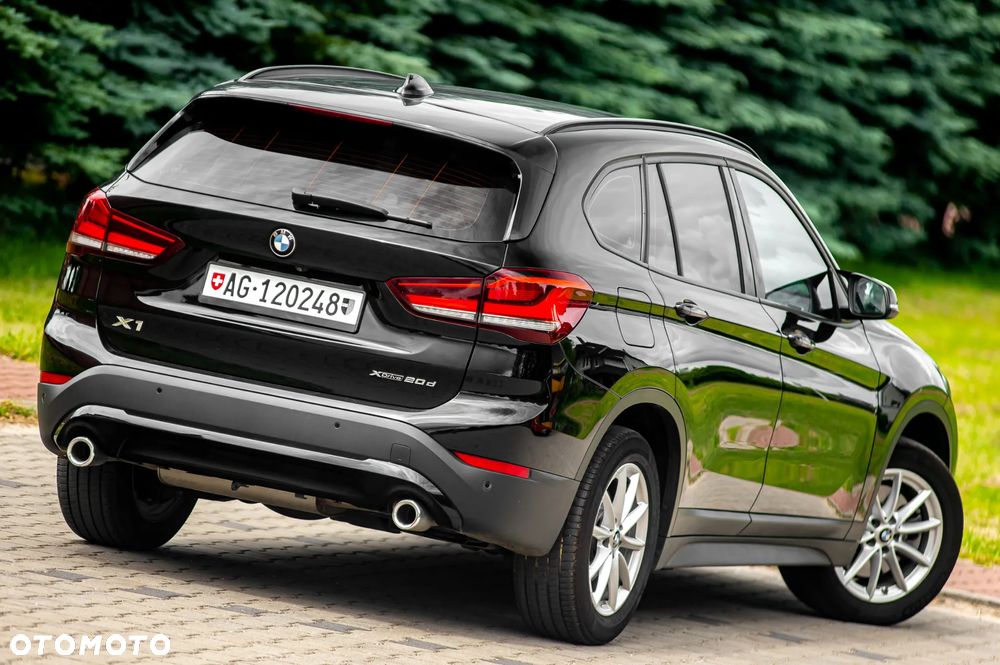 BMW X1 xDrive20d Sport Line sport - 19