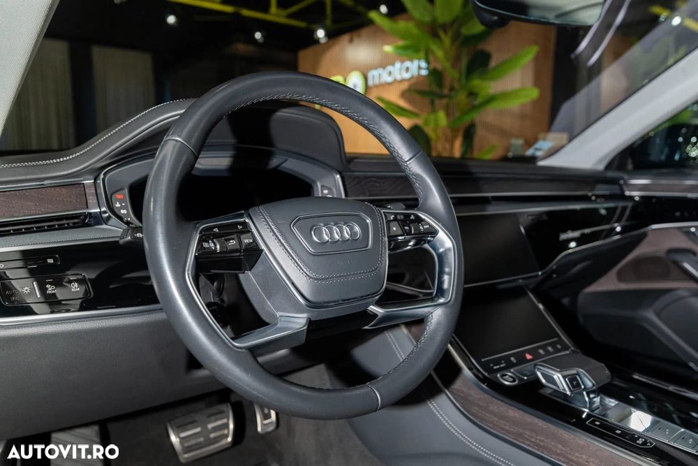 Audi A8 - 21
