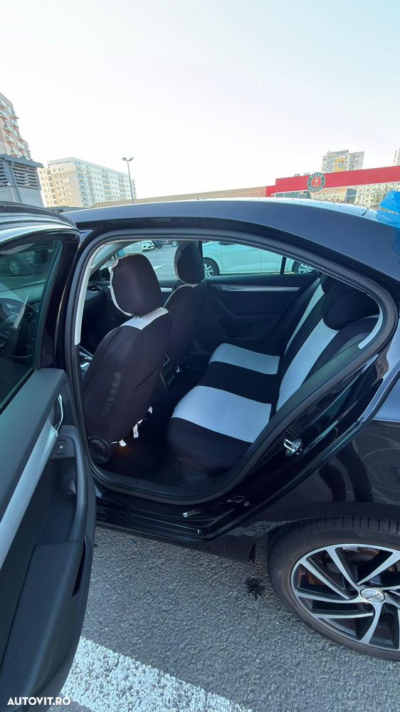 Skoda Octavia 2.0 TDI Style - 7