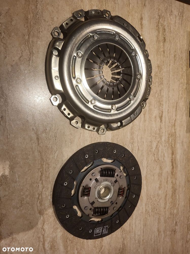 Zestaw sprzęgła (228mm sprzęgło  FORD FOCUS I, FOCUS II 2.0 10.98-09.12 - 2