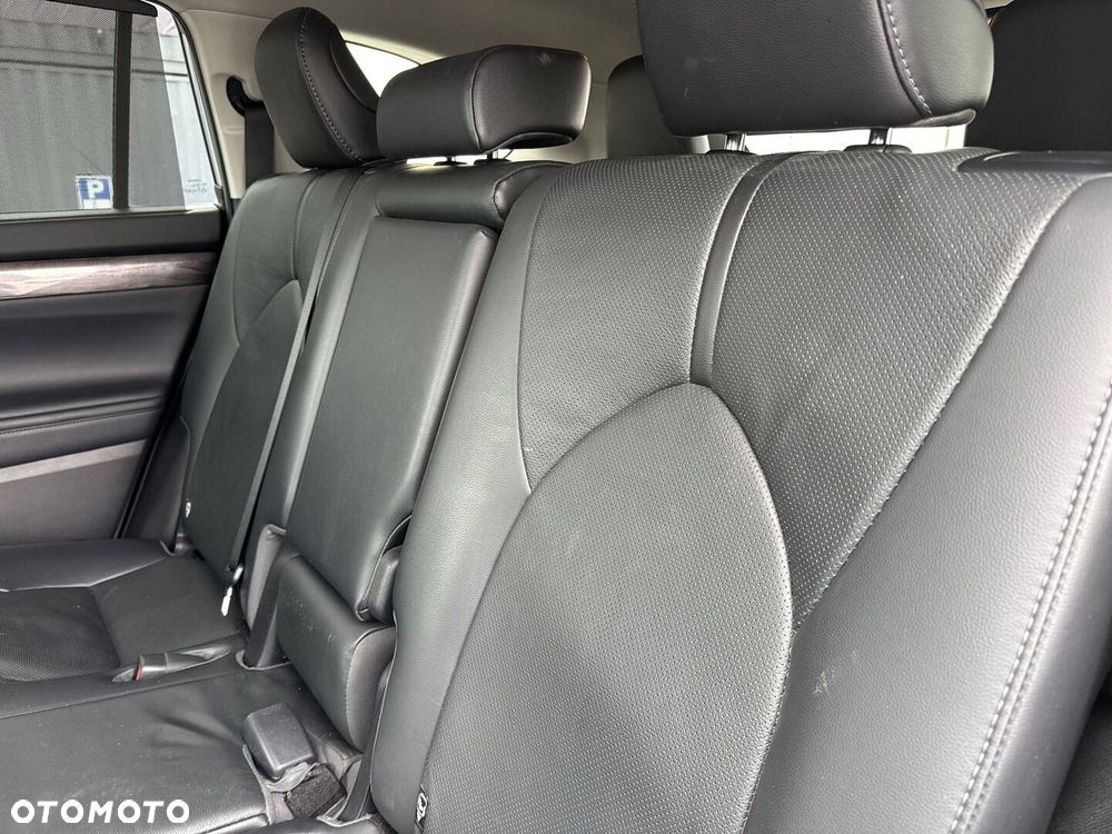 Toyota Highlander - 15