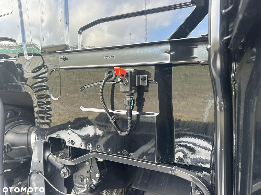 Volvo FH 460 I-SAVE XL ADR - 6