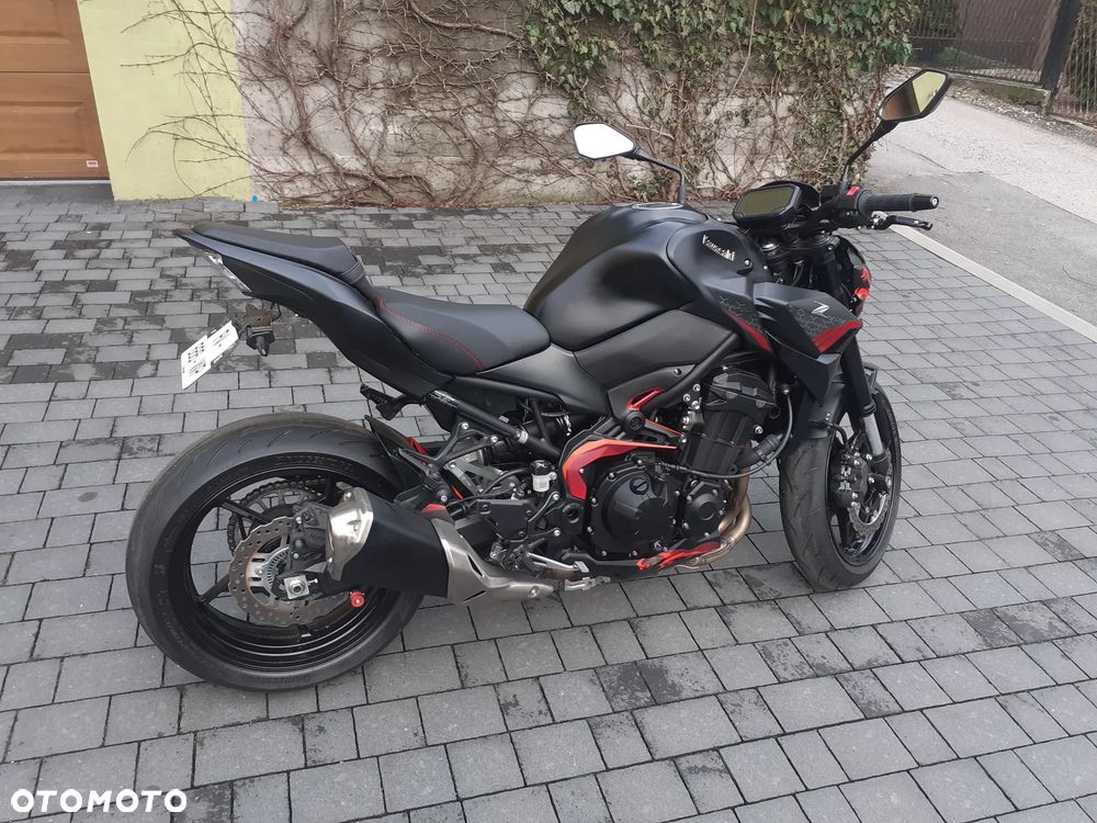 Kawasaki Z 900 - 32