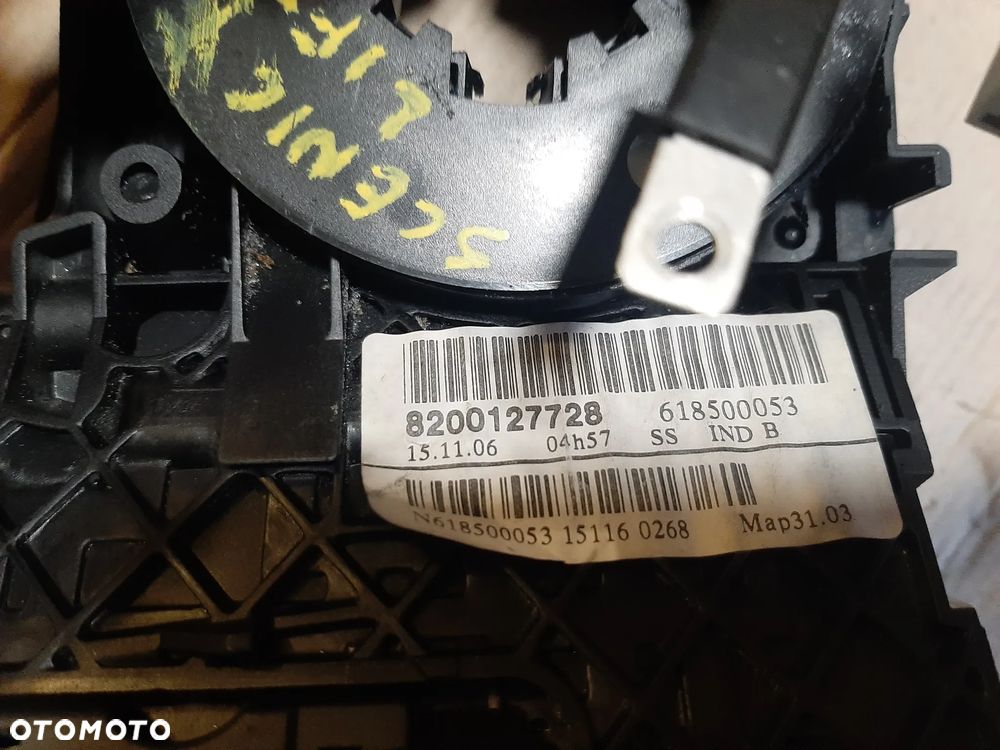 Przełącznik zespolony RENAULT SCENIC II 61880052   8200127728 - 3