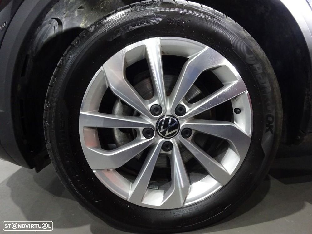 VW T-Roc 1.0 TSI Urban - 33