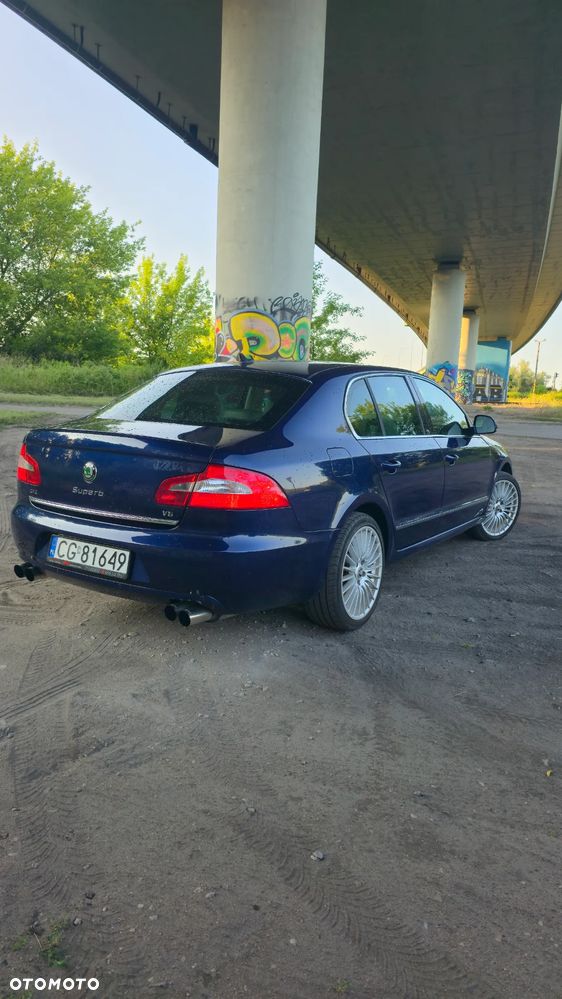 Skoda Superb 3.6 FSI 4x4 Platinum DSG - 4