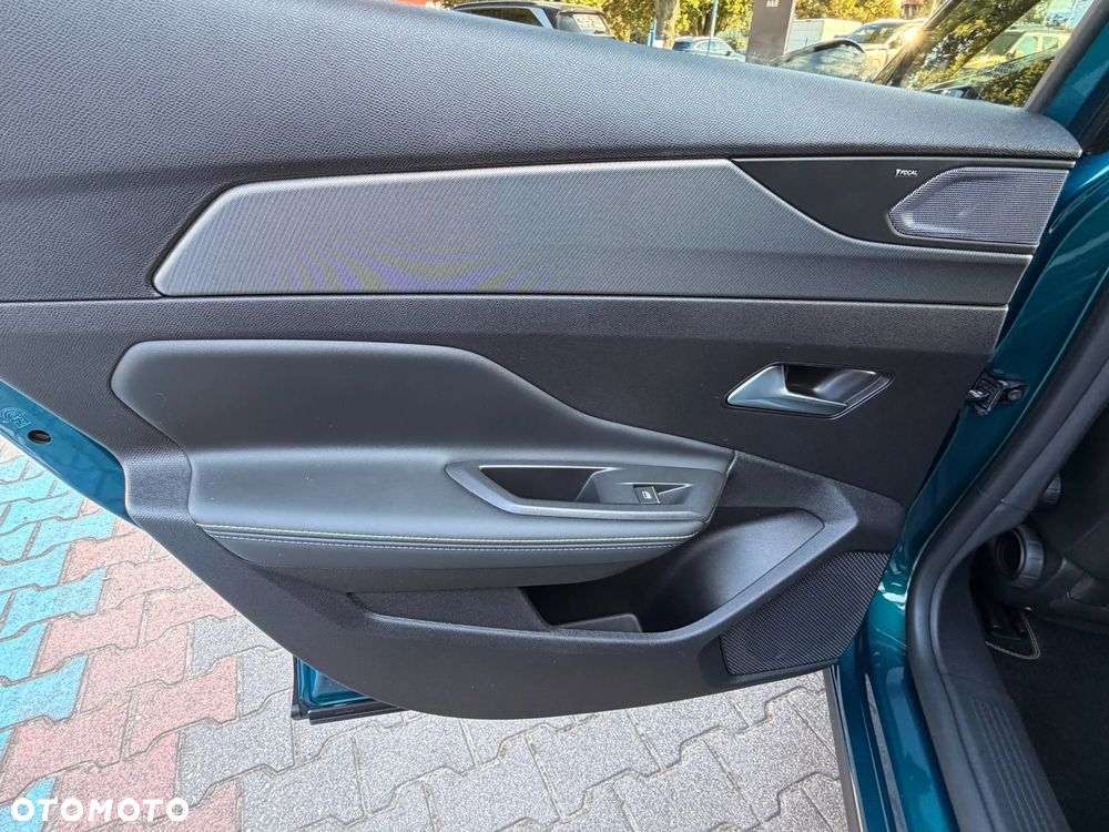 Peugeot 408 1.2 PureTech GT S&S EAT8 - 18