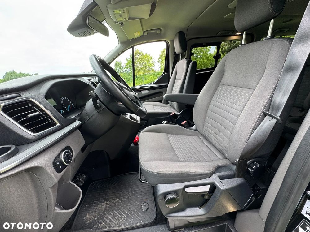 Ford Tourneo Custom 2.0 EcoBlue L2 Titanium - 2