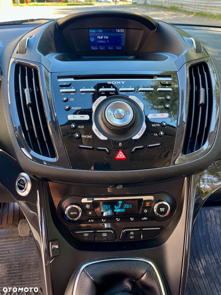 Ford Kuga 1.6 EcoBoost 2x4 Titanium - 20