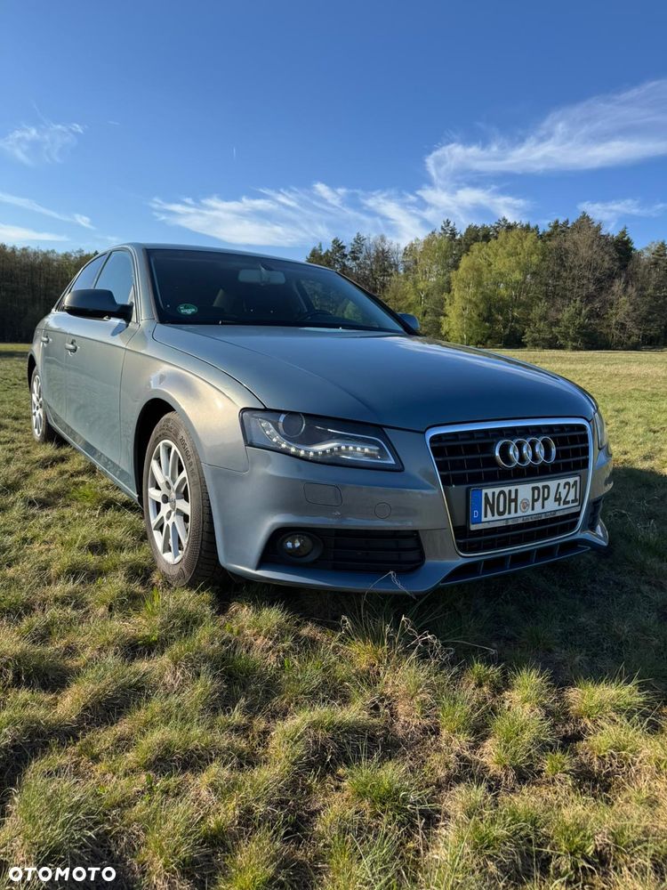 Audi A4 Limousine - 2