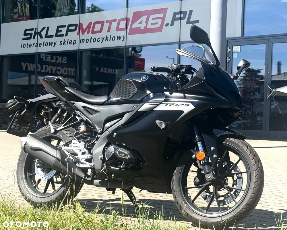 Yamaha YZF - 1