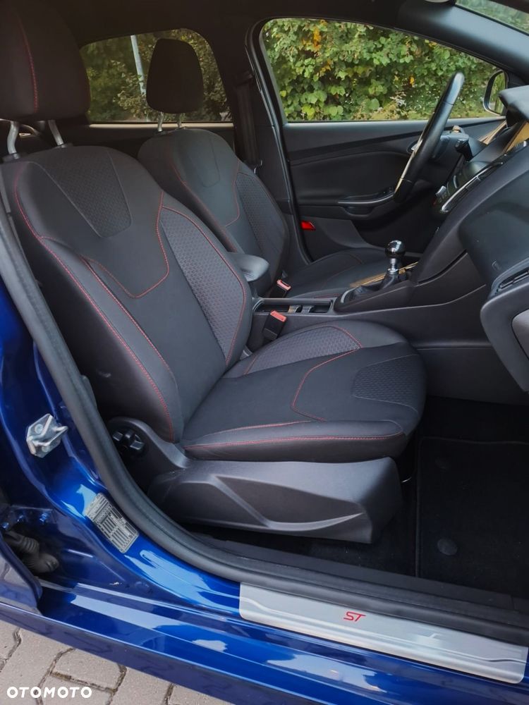 Ford Focus 1.5 EcoBoost STart-Stopp-System ST-LINE - 15